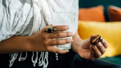 Jaga Kesehatan di Bulan Ramadan, Ini Tips berbuka dan Sahur