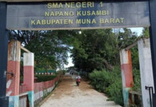 Harga Material Bangunan Belum Dilunasi, Pemilik Toko Ancam Tutup Jalan Menuju SMAN 1 Napano Kusambi
