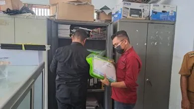 Penyidik Pidsus Kajari Kendari Geledah Kantor ESDM Sultra, Sejumlah Berkas Diamankan