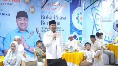 Ribuan Masyarakat Kota Kendari Hadiri Buka Puasa Bersama yang Digelar Balon Wali Kota AJP