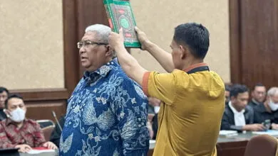 Ali Mazi Hadiri Sidang Perkara Korupsi Tambang PT Antam Usai Dua Kali Mangkir