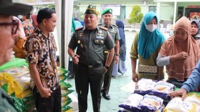 Harga Komoditas Pangan Naik, Kodim 1416 Muna dan Bulog Gelar Pasar Murah