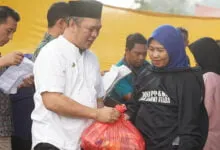 Pemkab Konut Gelar Pasar Murah, Warga Antusias Dapatkan Sembako Harga Terjangkau