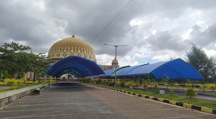 Masjid Agung Al Munajad Raha. Foto: Mukhtar Kamal/Detiksultra.com
