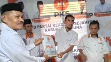 PKS Sebut La Ode Kardini jadi Pendaftar Pertama Balon Bupati Muna