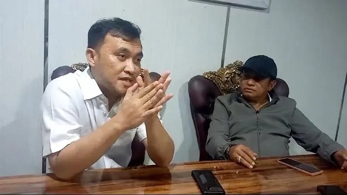 Iksan Taufik Ridwan Tepis Isu Berpasangan dengan Istri Rusman Emba