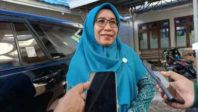 Ketua BKMT Wakatobi Eliati Haliana saat ditemui usai melakukan rapat pembentukan panitia dan persiapan kegiatan Milad BKMT ke-60