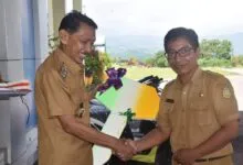 Dinkes Buton Salurkan 46 Randis kepada Nakes di 15 Puskesmas