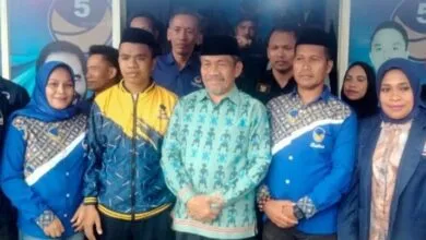 Resmi Daftar ke Nasdem untuk Pilkada Muna, Bachrun Labuta Janji Buatkan Kantor Partai