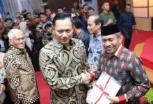AHY Selesaikan dan Serahkan 11.819 Sertifikat Tanah di Sultra