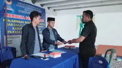 Muhammad Amsar Resmi Kembalikan Formulir Pendaftaran Balon Bupati Muna Barat di Partai Nasdem