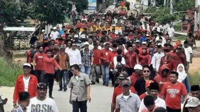 Dampingi La Ode Darwin saat Pengembalian Formulir Bakal Calon Bupati Mubar di DPC PDIP, Ketua DPD Nasdem Disorot