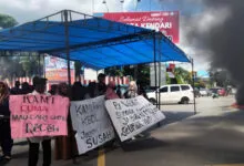 Puluhan Pedagang Eks MTQ Tuntut Pemkot Kendari Beri Tempat Jualan Usai Ditertibkan