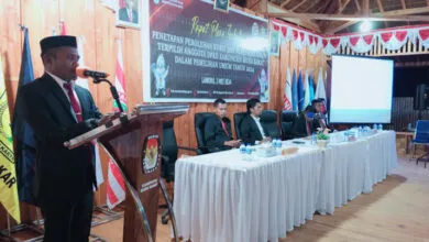 Satu Pasangan Calon Perseorangan di Pilkada Muna Barat Resmi Serahkan Dukungan 6.200 KTP ke KPU