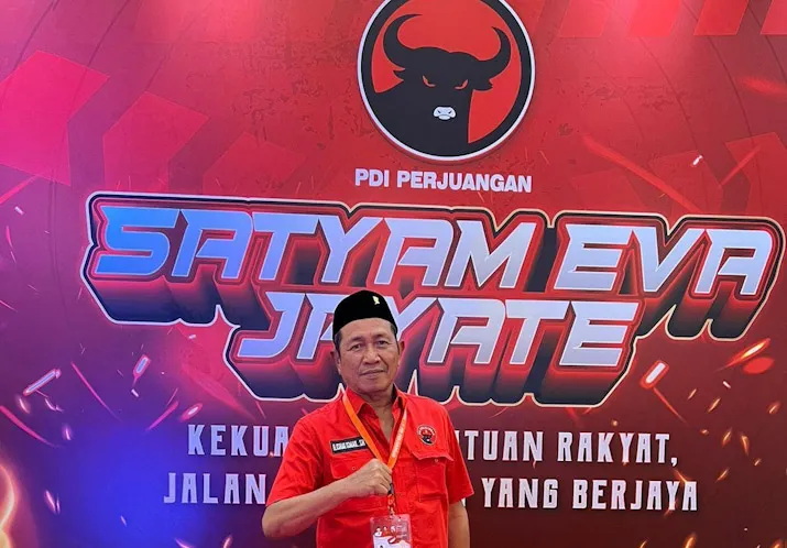 Ketua DPC PDI Perjuangan Kota Kendari, Ishak Ismail. Foto: istimewa