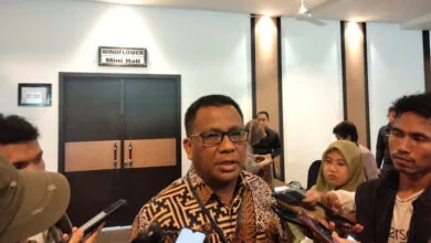 Ketgam: Ketua KPU Provinsi Sultra Asril. Foto: Muh Ridwan Kadir/Detiksultra.com