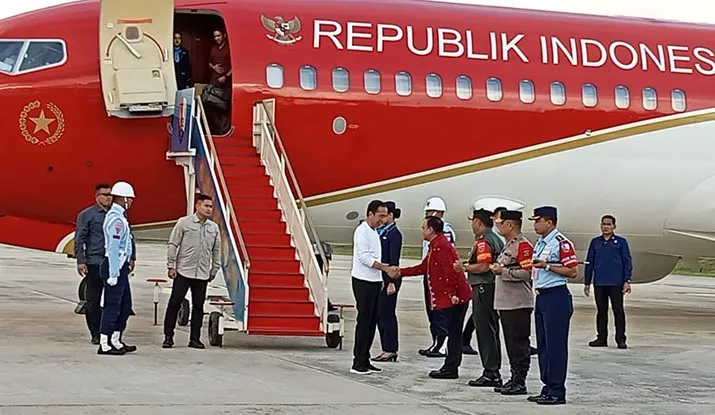 Presiden Jokowi Tiba di Sultra, Bakal Resmikan Bendungan Hingga Inpres Jalan Daerah