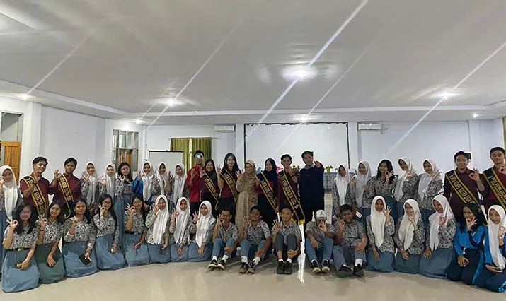 Pembina PIKR SMAN 4 Kendari Tekankan Anggota Harus jadi Role Model di Sekolah