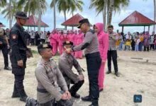 Uji Kekuatan Fisik dan Mental, 9 Personel Bintara Remaja Polres Buton Tengah Ikuti Tradisi Pembaretan