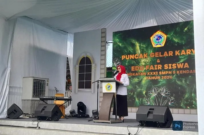 Tampilkan Hasil Karya Siswa, Kepala Dikbud Kendari Puji Acara Penamatan SMPN 9 Kendari
