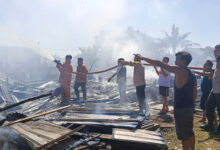Dua Rumah Terbakar di Tanggetada Kolaka, Kerugian hingga Ratusan Juta