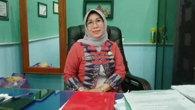 Kepala Dinas Dikbud Kendari, Saemina. Foto: Istimewa