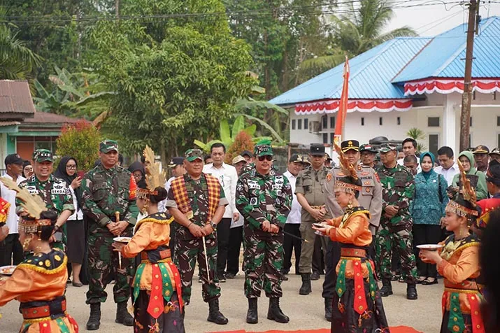 TMMD Sasar Sejumlah Titik, Bupati Koltim: Kolaborasi yang Kuat Membangun Negeri