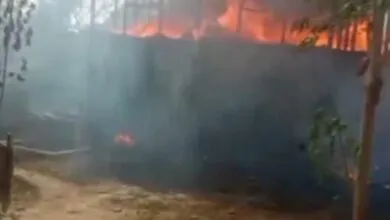 Diduga Korsleting Listrik, Tiga Rumah di Watonea Muna Terbakar