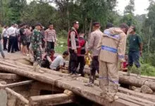 Sempat Dibongkar Warga, Jembatan Darurat Penghubung Konawe-Konut Telah Diperbaiki