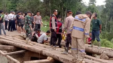 Sempat Dibongkar Warga, Jembatan Darurat Penghubung Konawe-Konut Telah Diperbaiki