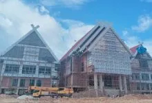 Sempat Empat Kali Adendum, Pembangunan Kantor Bupati Muna Barat Kini Capai 99 Persen