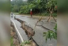 Jalan Poros di Wolasi Konawe Selatan Longsor, Bahayakan Pengguna Jalan