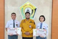 Pemprov Sultra Beri Uang Saku dan Beasiswa Paskibraka untuk Luthfiyah dan Aldiansyah