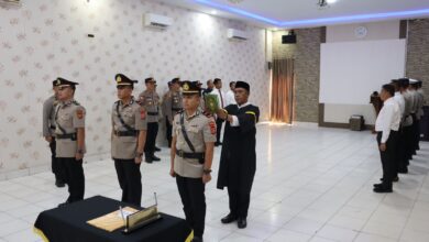 Kapolres Kolaka Pimpin Sertijab Kapolsek Kolaka dan Penyerahan Jabatan Kapolsek KPK