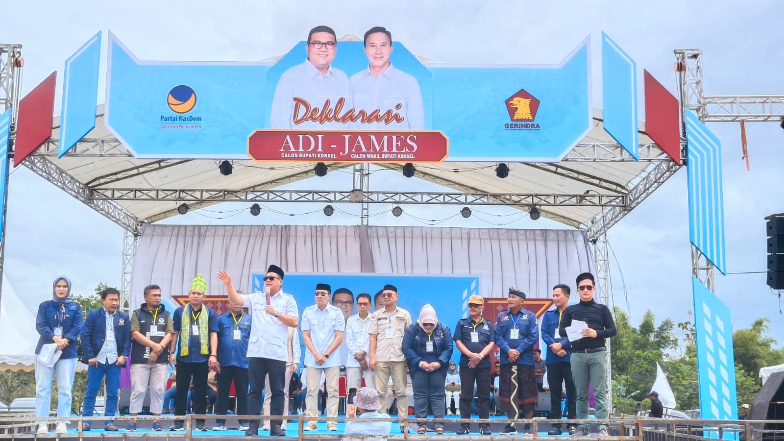 Pilkada Konsel 2024, AJP-James Resmi Deklarasi di Depan Ribuan Simpatisan