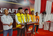 Berkas Dinyatakan Lengkap, Irham-Wahyu Kandindat Terakhir yang Daftar di KPU Konsel