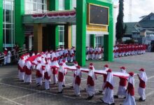 79 Meter Bendera Merah Putih Dibentangkan Dalam Kirab Kebangsaan Kemenag Sultra