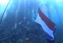 HUT ke-79 RI, Merah Putih Berkibar di Dasar Laut Sombu Dive Wakatobi