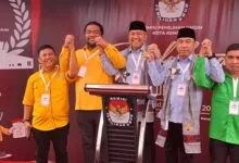 Resmi di Daftar KPU, Duet AJP-ASLI Janji Bebaskan Kota Kendari dari Banjir