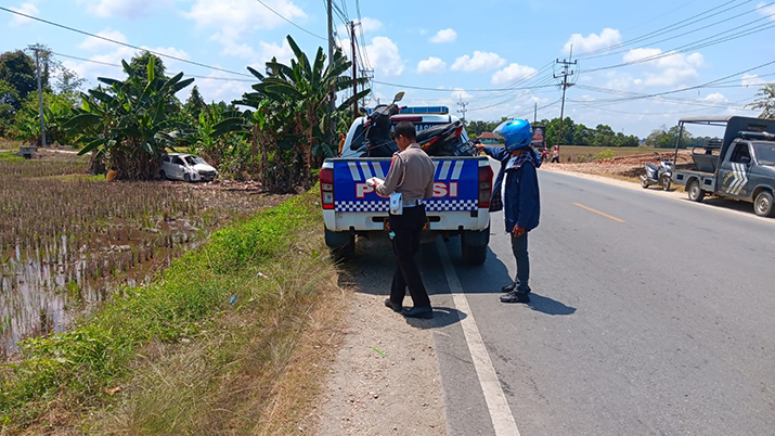 Mobil Tabrak Motor di Uepai Konawe, Korban Alami Luka-Luka