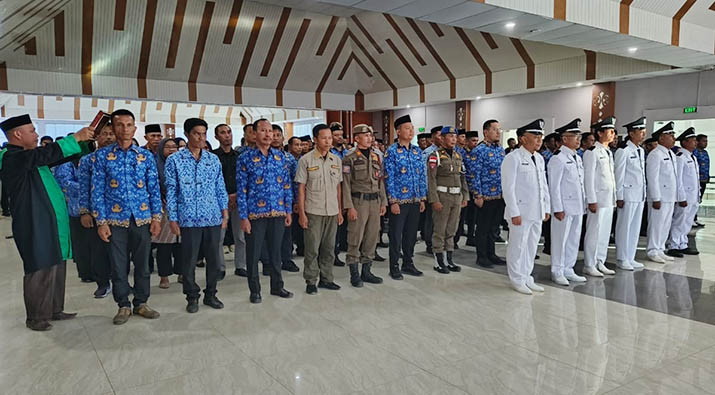 Bupati Konsel Lantik Pejabat Eselon II, III dan IV