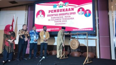 67 Anggota DPRD Kendari dan Konsel Ikuti Orientasi, Sekda Sultra Ingatkan Peran dan Tugasnya