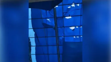 Pedagang di Pasar Laino Muna Keluhkan Atap Gedung Bocor hingga Air Hujan Basahi Lapak Jualan