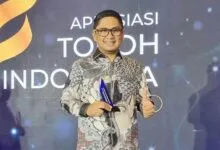 Tingkatkan Sektor Pariwisata dan Pelestarian Budaya Sultra, Andap Raih Penghargaan Apresiasi Tokoh Indonesia 2024