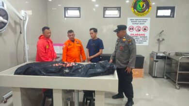 Basarnas Kendari Evakuasi Pria yang Ditemukan Tewas di Dalam Sumur