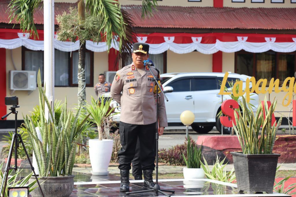 Laksanakan Apel di Polres Wakatobi, Kapolda Sultra Tekankan Pengamanan Pilkada 2024