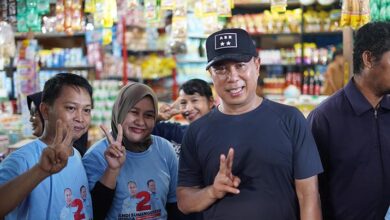 ASR Dengarkan Keluhan Pedagang di Pasar Tadoha Bombana