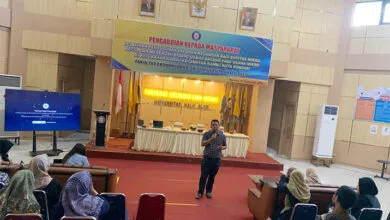 Tingkatkan UMKM Kendari Berbasis Digital, FEB UHO Sosialisasi SI-APIK
