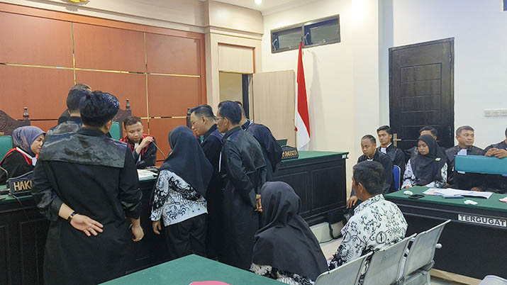 Saksi Guru SDN 4 Baito Dihadirkan Dalam Sidang Kasus Supriyani, Kuasa Hukum Beberkan Ketidaksinkronan Kesaksian dengan Berkas Perkara