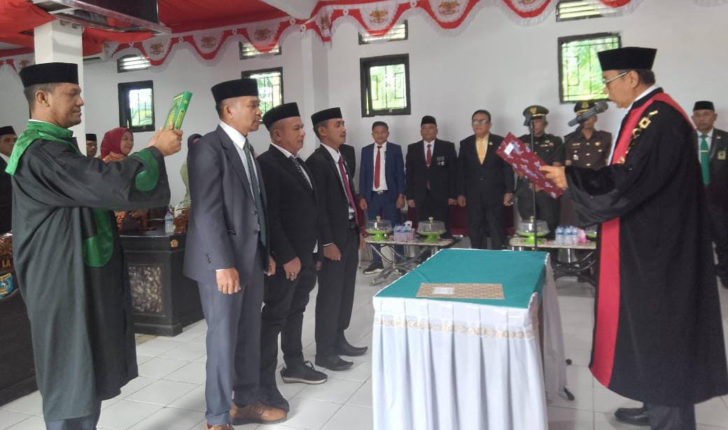 Tiga Unsur Pimpinan DPRD Muna Barat Periode 2024-2029 Resmi Dilantik